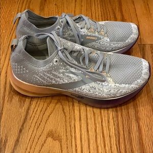 Brooks Levitate 3 Sneakers